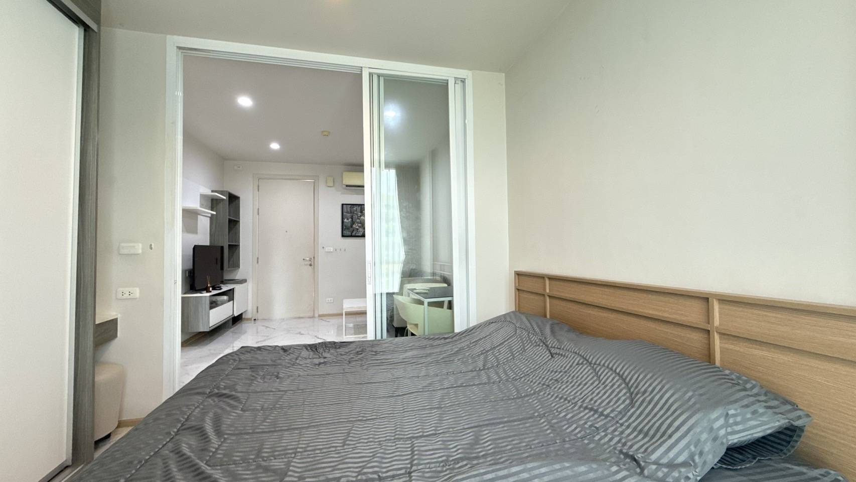 คอนโด The Base Downtown รูปที่ 3