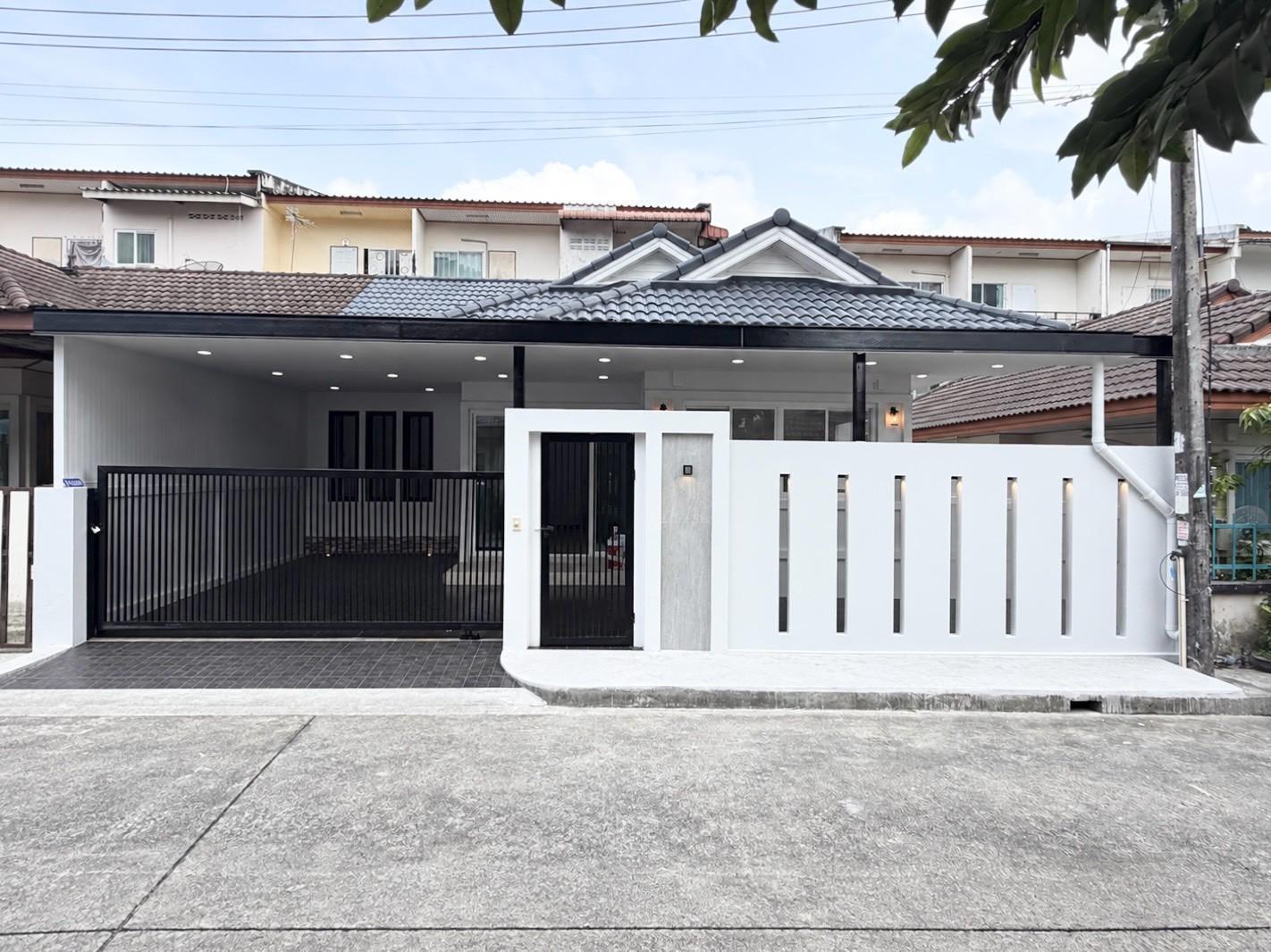 บ้านแฝดชั้นเดียว หมู่บ้านเทพบุรี รูปที่ 1