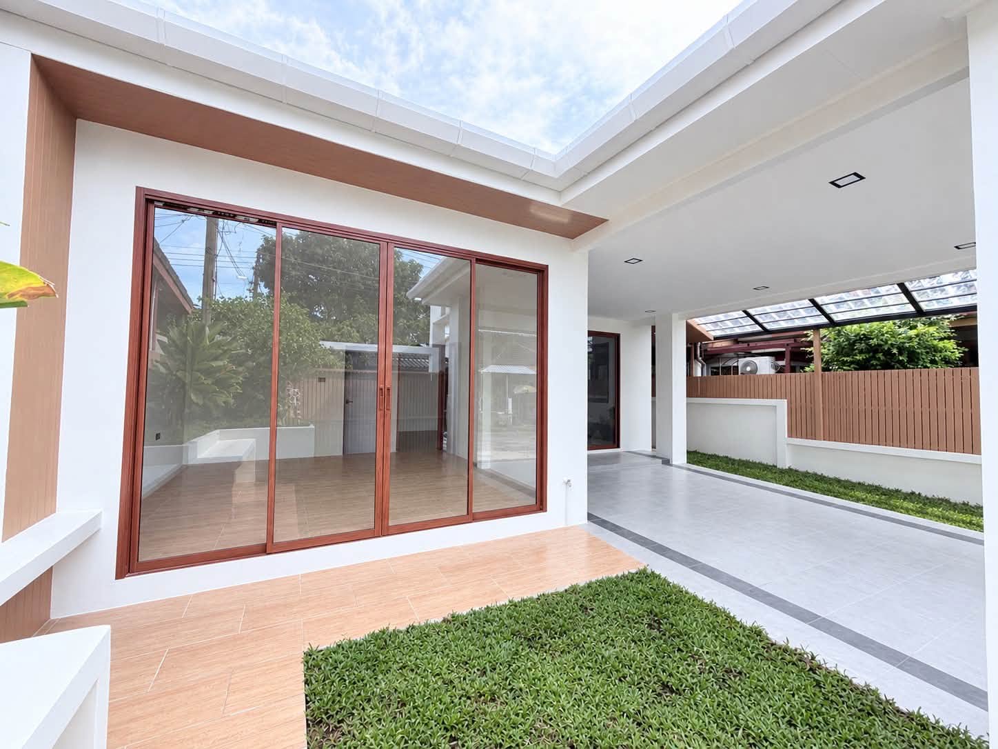 02-6 บ้านแฝดชั้นเดียว หมู่บ้านศรีสุชาติ 3 รูปที่ 2