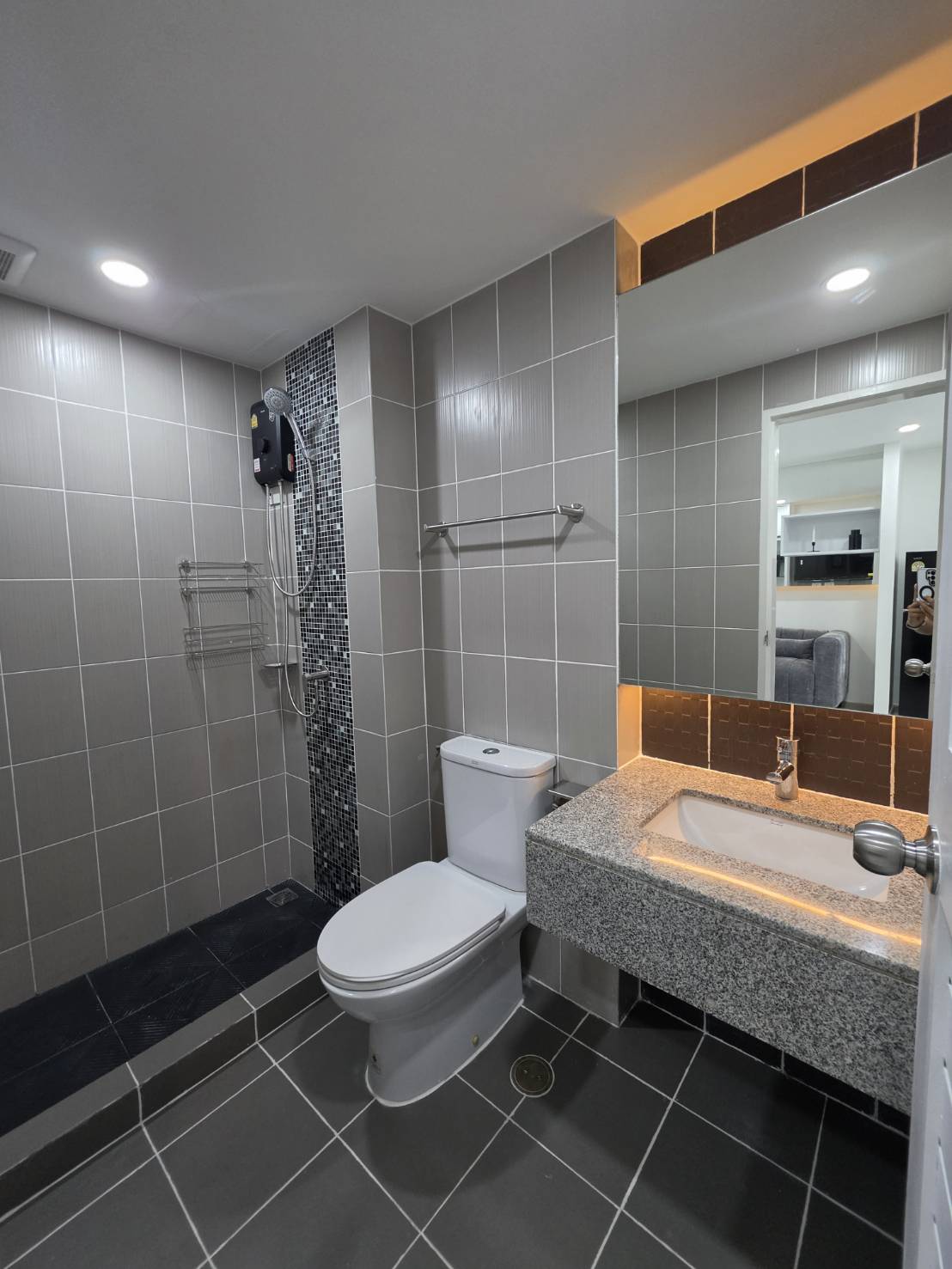 3511702_0 คอนโด The Scene Condo รูปที่ 9