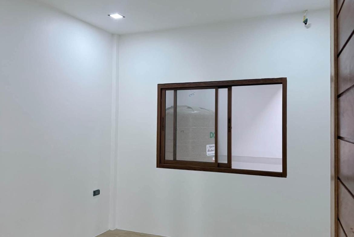 บ้านแฝดชั้นเดียว หมู่บ้านศรีสุชาติ 3 รูปที่ 10