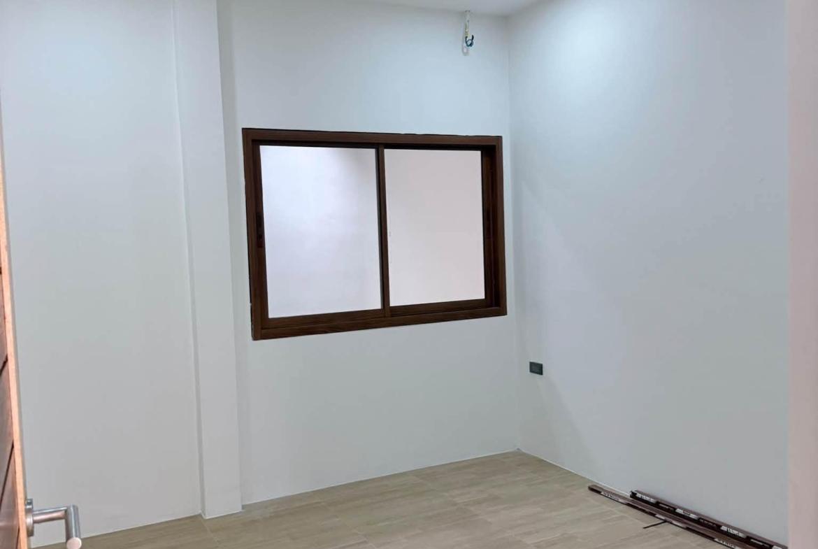 บ้านแฝดชั้นเดียว หมู่บ้านศรีสุชาติ 3 รูปที่ 11