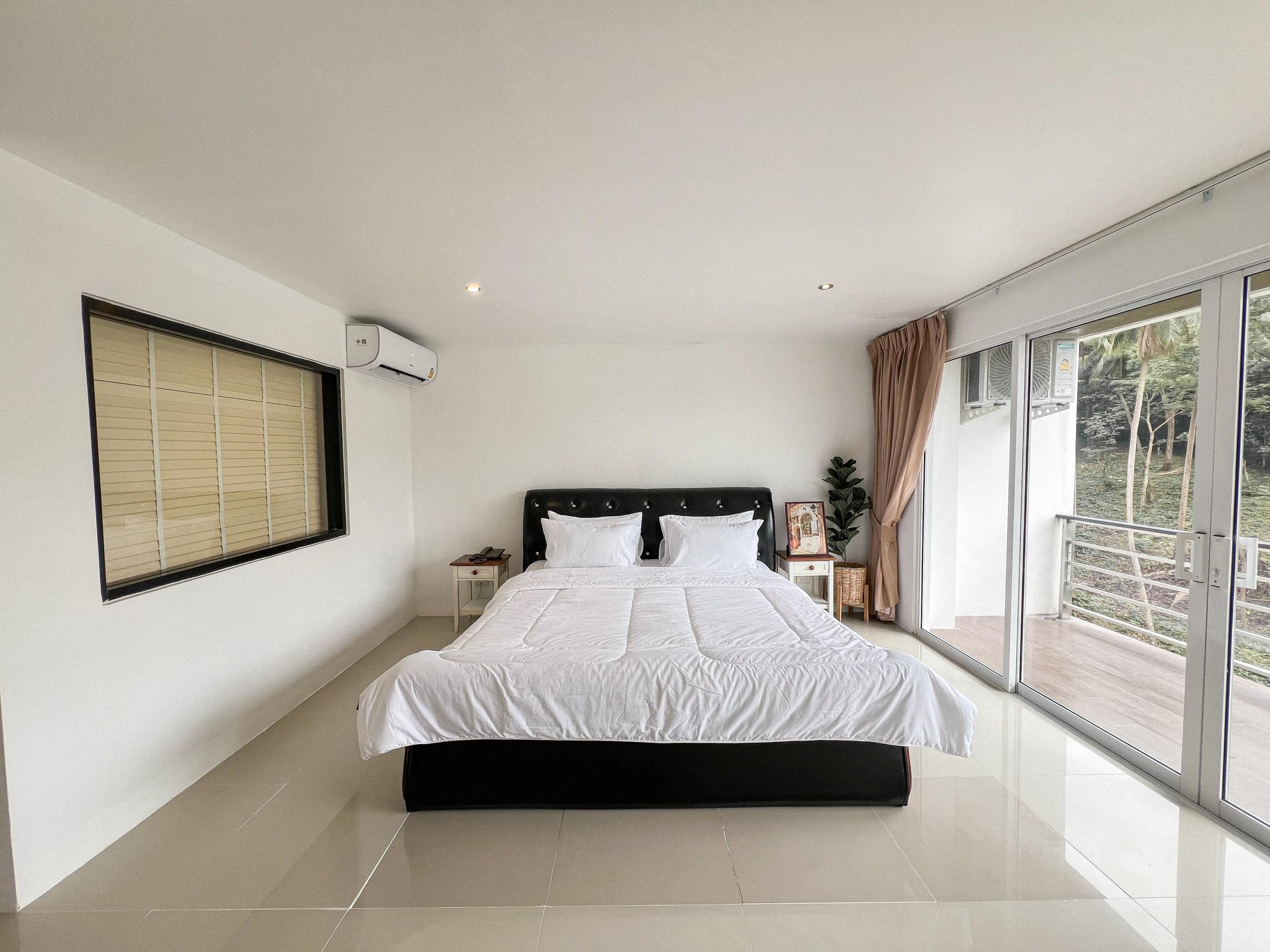 01-6 คอนโด Ocean View Patong รูปที่ 1